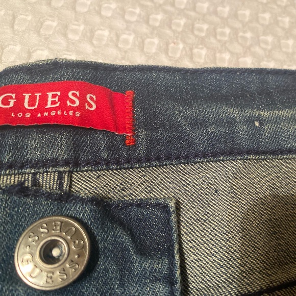 Mens Guess jeans Dark wash 38 x 30 - Picture 2 of 5